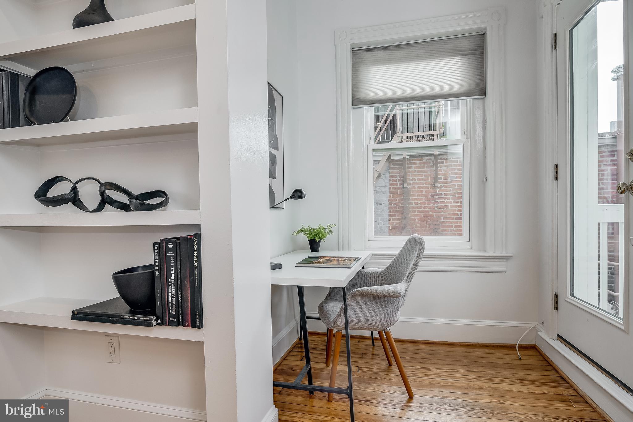 2017 Kalorama Road Northwest, Unit 4 Washington, DC 20009 - Photo 10 of 36 Office Nook & Built-Ins