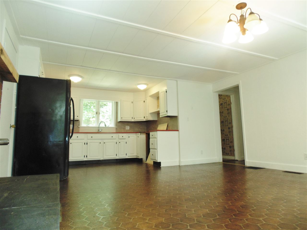 94 Middleton Road Wolfeboro, NH 03894 - Photo 4 of 30