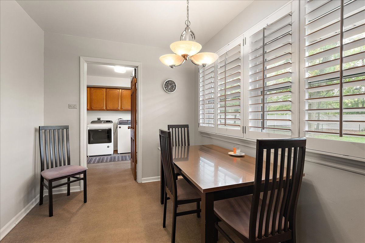 20424 Ithaca Road Olympia Fields, IL 60461 - Photo 11 of 30 Gallery Image 11