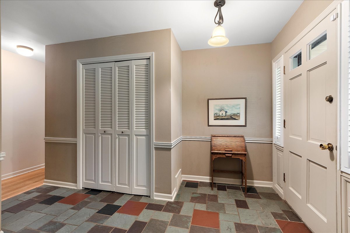 20424 Ithaca Road Olympia Fields, IL 60461 - Photo 2 of 30 Gallery Image 2