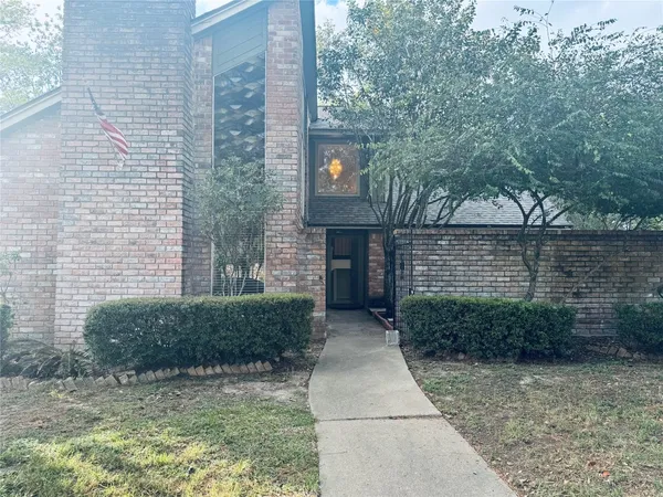 $274,000 | 8407 Windy Cove Court, Houston, TX 77095