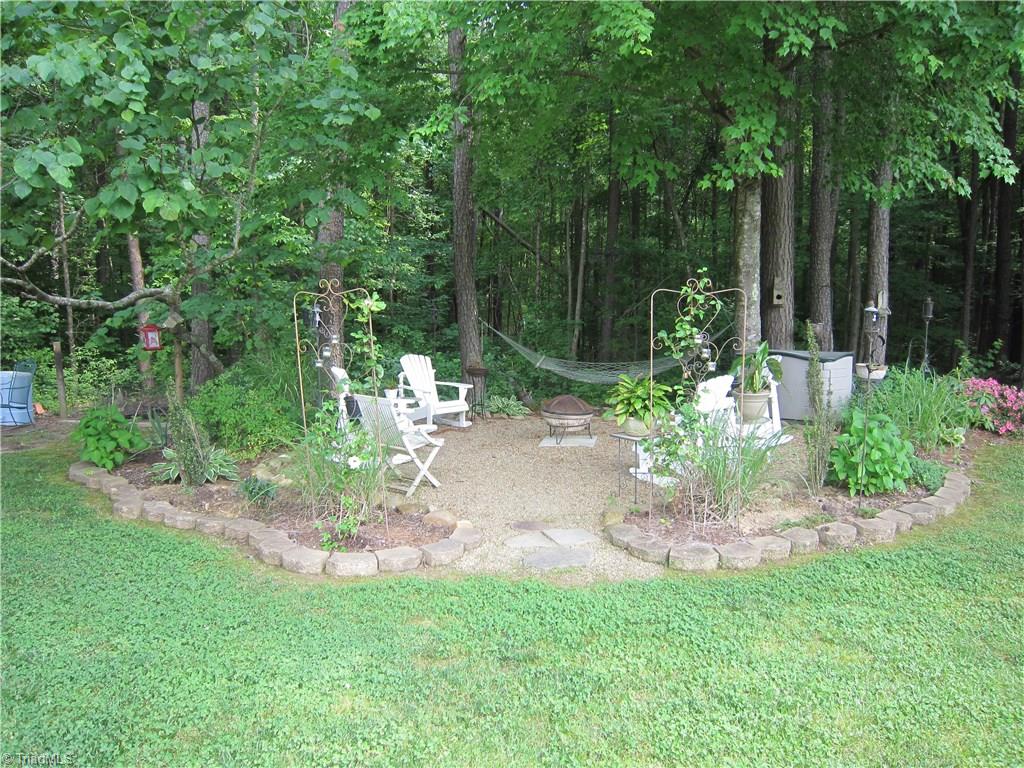 413 Embler Road Lexington, NC 27292 - Photo 7 of 24