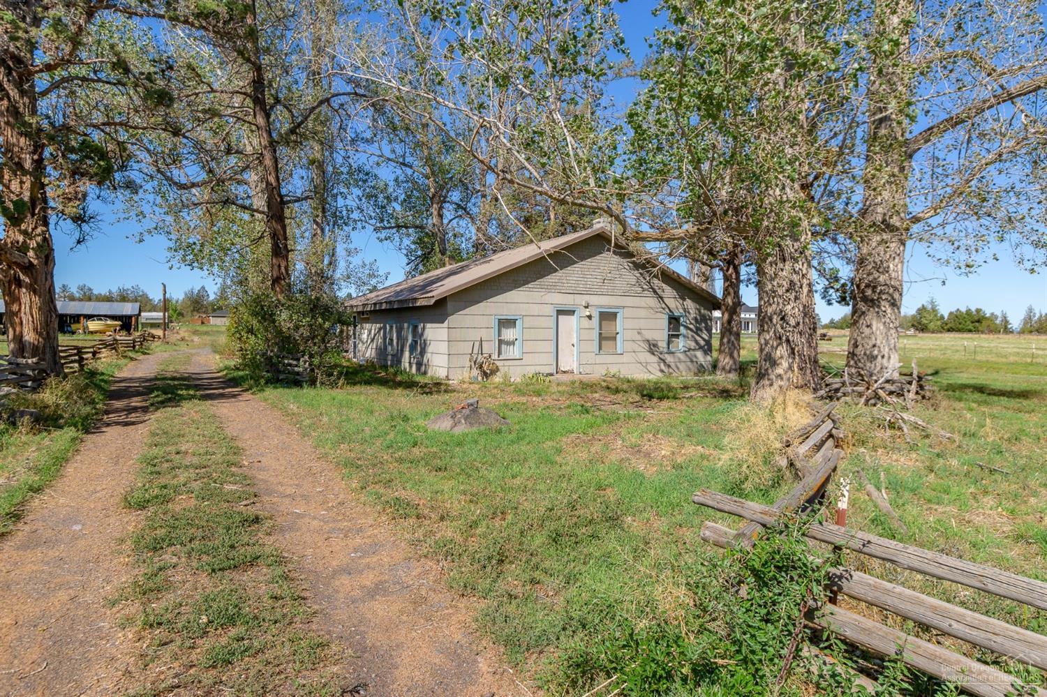 65411 Cline Falls Road Bend, OR 97703 - Photo 6 of 16 Additional Photo