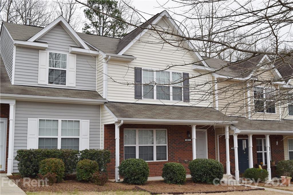 138 Limerick Road Mooresville, NC 28115 - Photo 2 of 33 front view of a house
