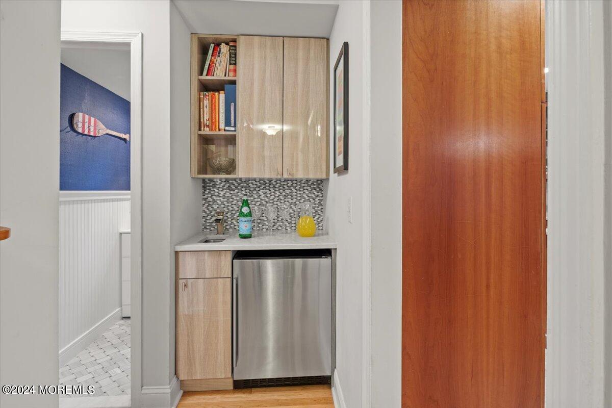 676 Locust Point Road Atlantic Highlands, NJ 07716 - Photo 3 of 56 14-676 Locust Point (21)