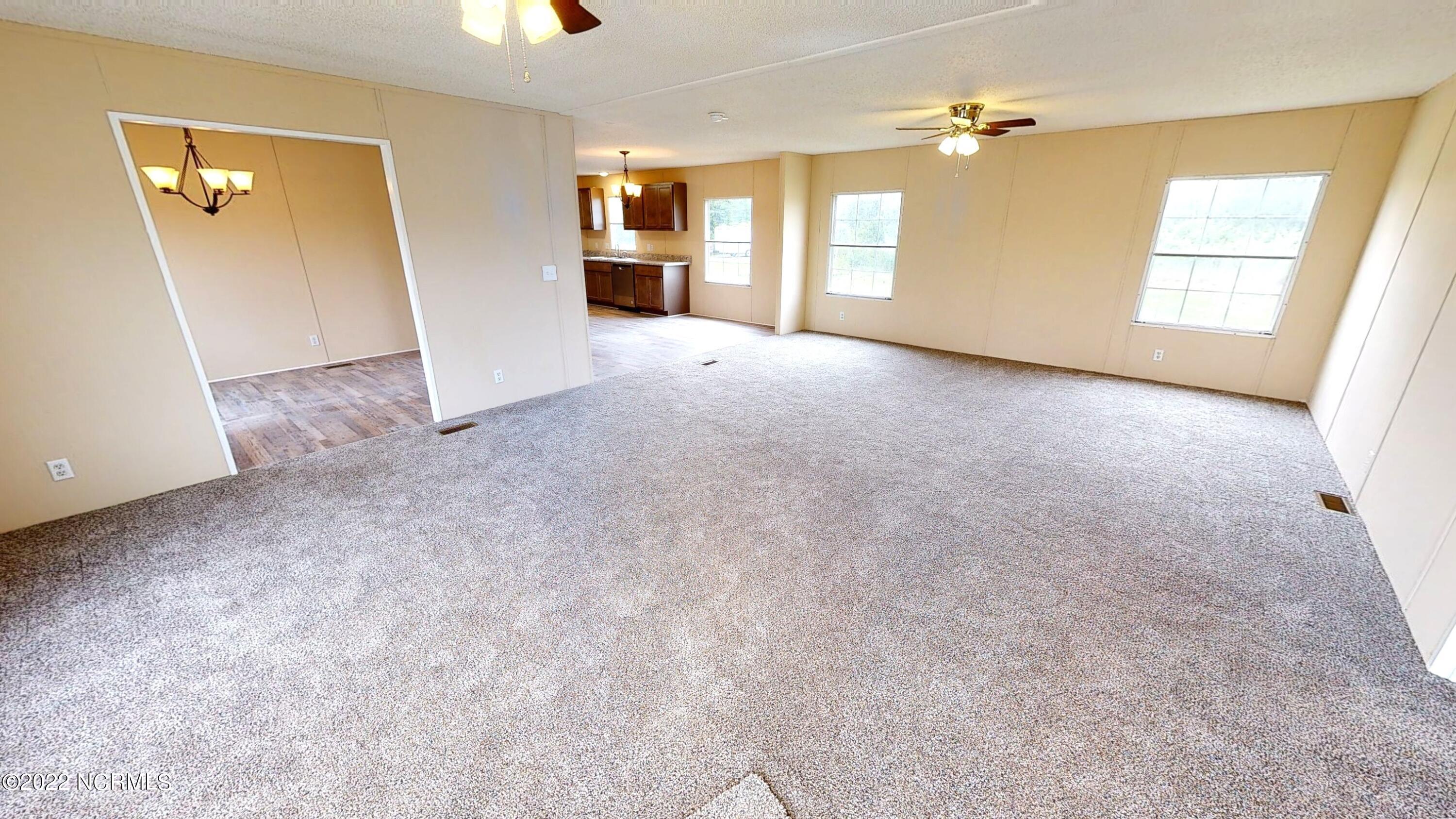 100 Ram's Place Mount Olive, NC 28365 - Photo 3 of 20 4 Livingroom