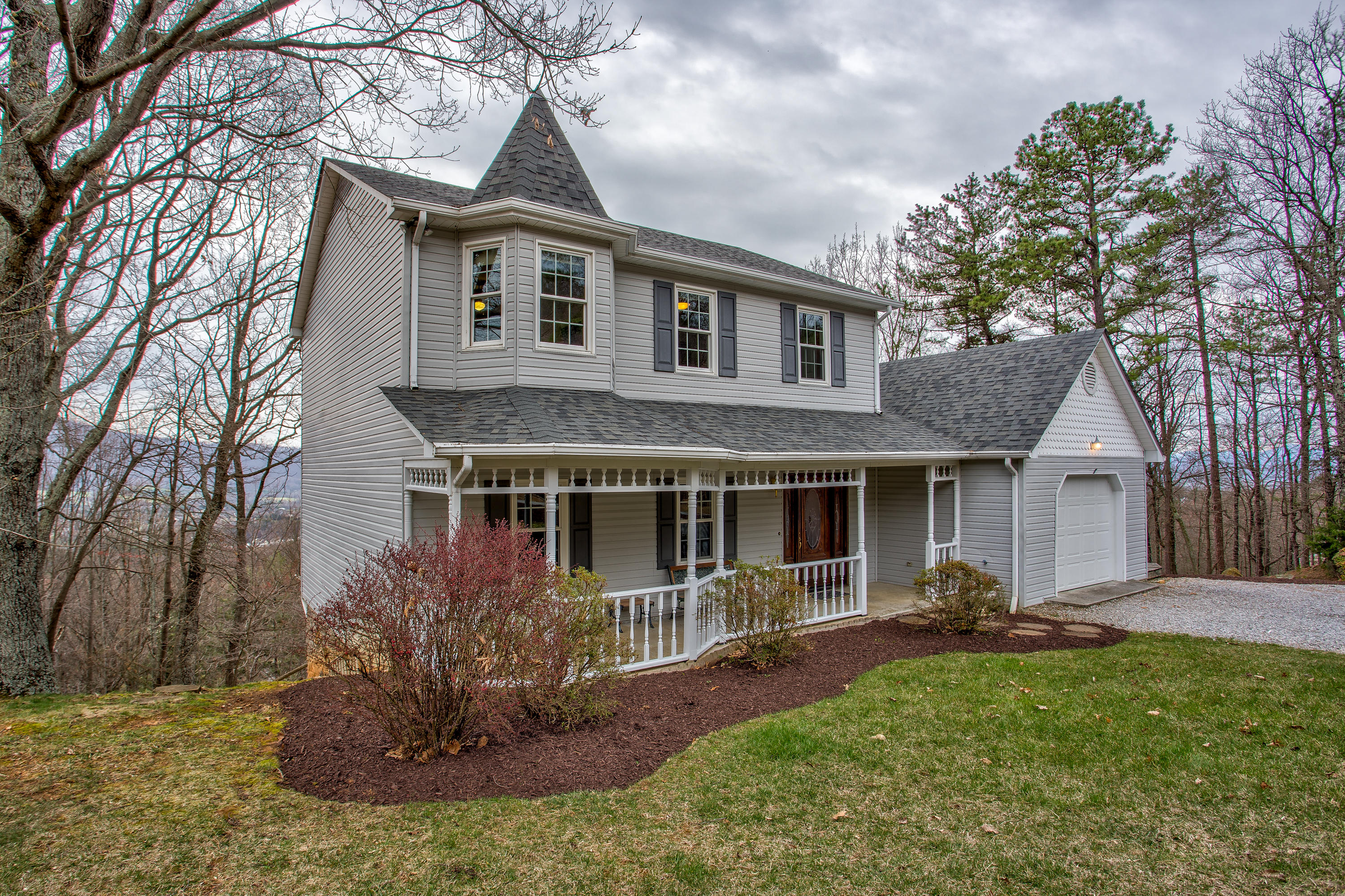 2615 Summit Ridge Road Northeast Roanoke, VA 24012 - Photo 1 of 37 IMG_8