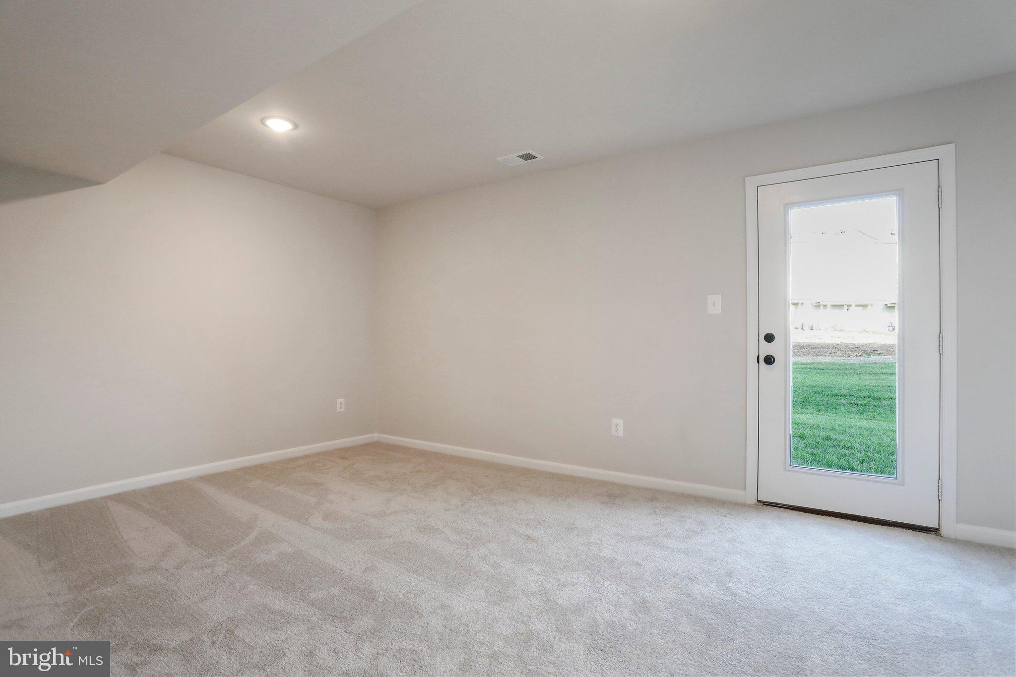 62 Thrower Road Hedgesville, WV 25427 - Photo 6 of 34