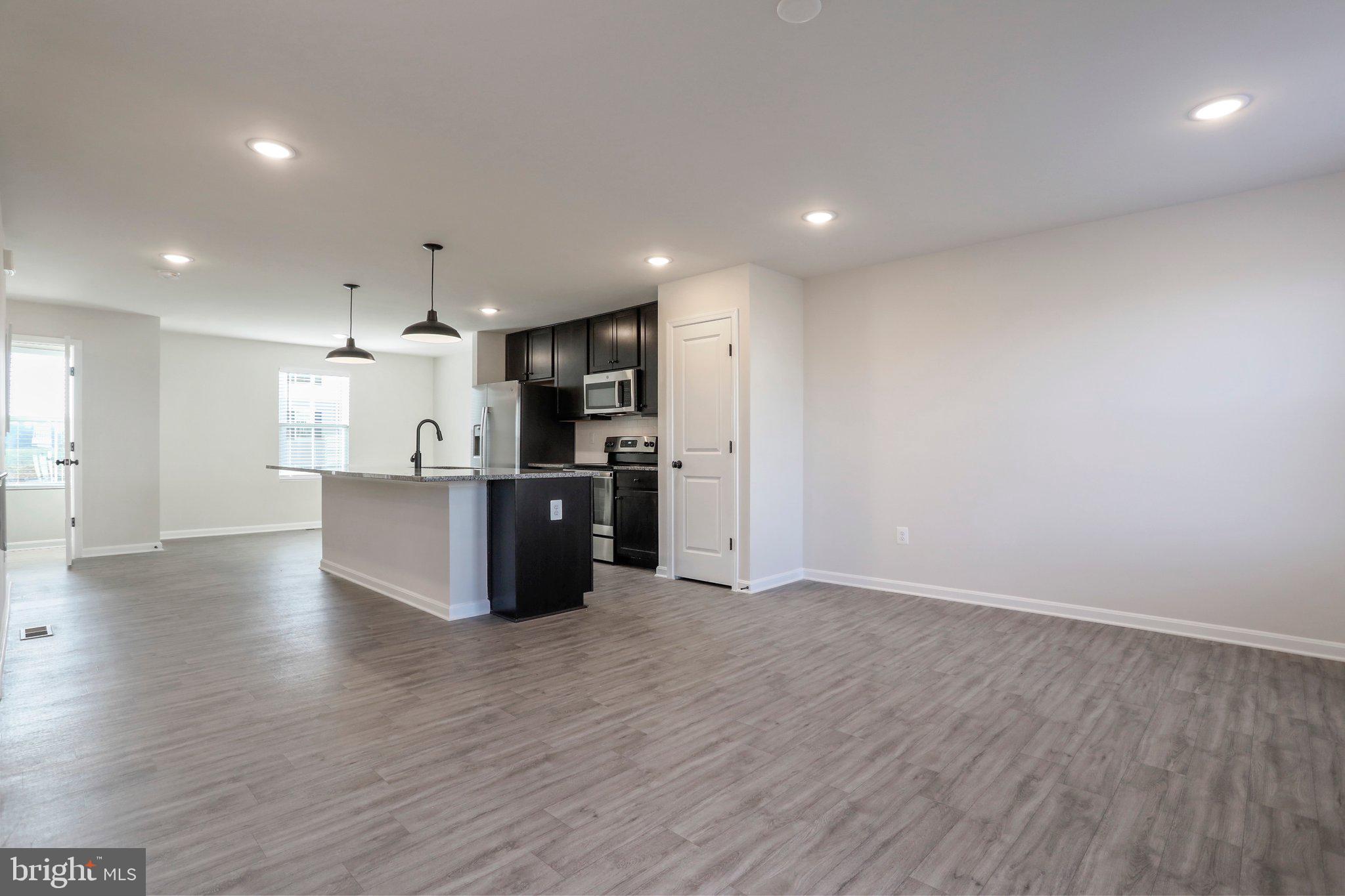 62 Thrower Road Hedgesville, WV 25427 - Photo 9 of 34