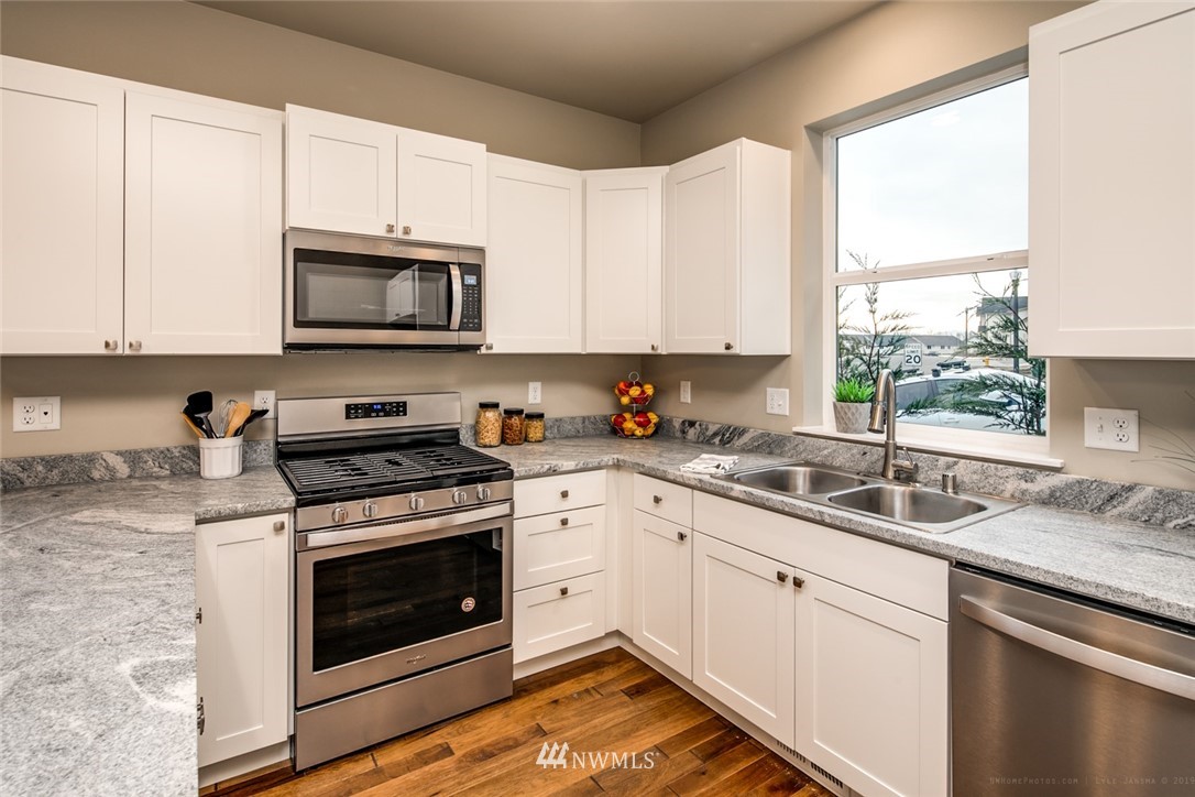 2090 Calico Loop Ferndale, WA 98248 - Photo 7 of 25 Gallery Image 7