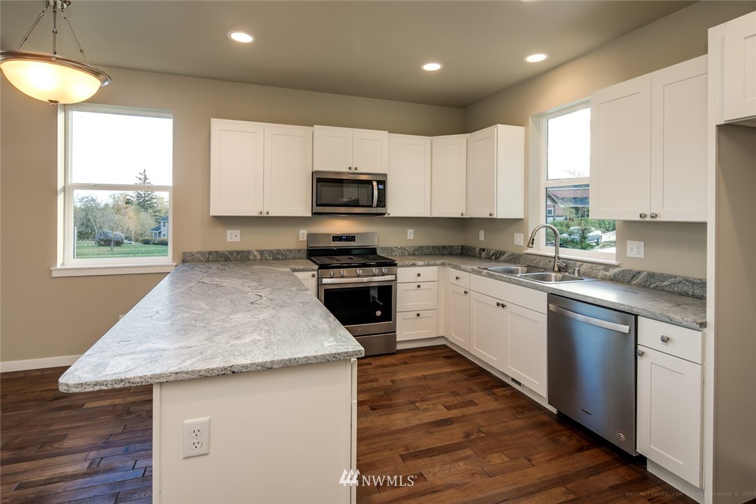 2090 Calico Loop Ferndale, WA 98248 - Photo 9 of 25 Gallery Image 9