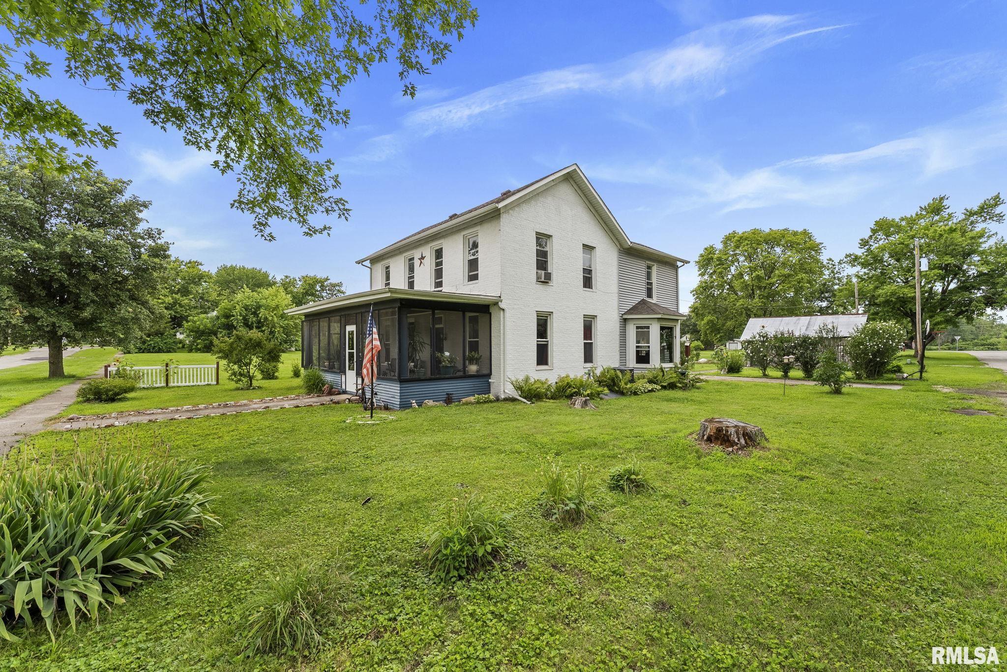 1011 Washington Street Keithsburg, IL 61442 - Photo 2 of 25