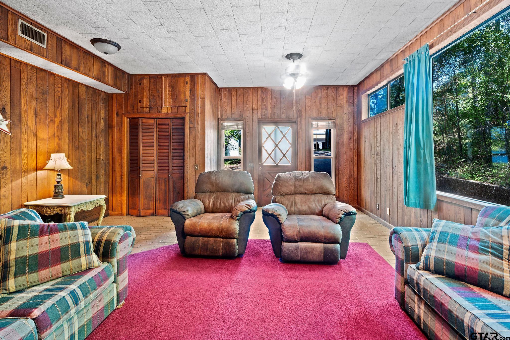 401 West Cathy Street Lone Star, TX 75668 - Photo 13 of 39