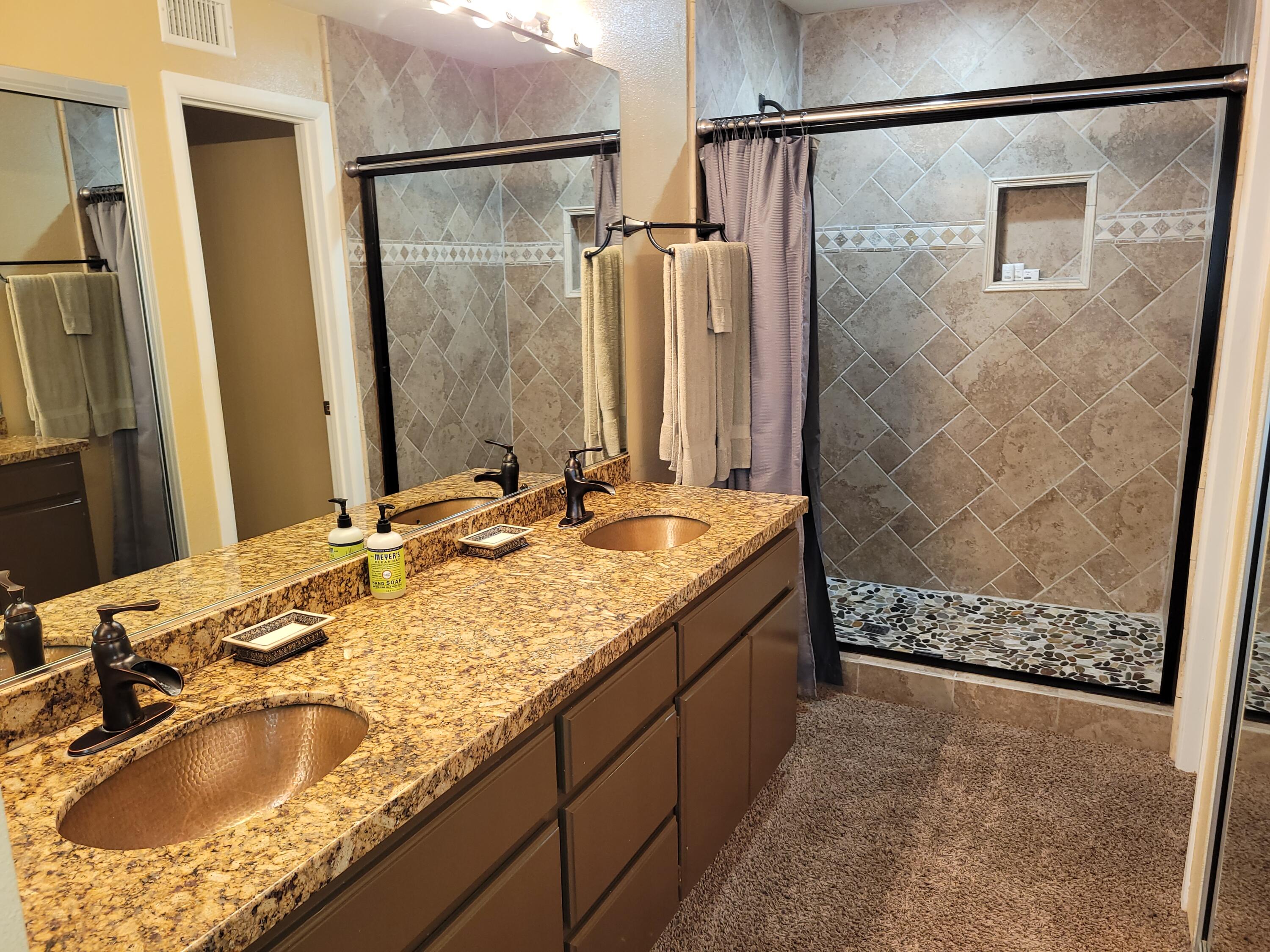 79738 Olympia Fields La Quinta, CA 92253 - Photo 27 of 50 Master Bath