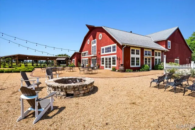 $1,999,000 | 15226 Boone Monument Road, Marthasville, MO 63357