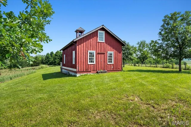 $1,999,000 | 15226 Boone Monument Road, Marthasville, MO 63357