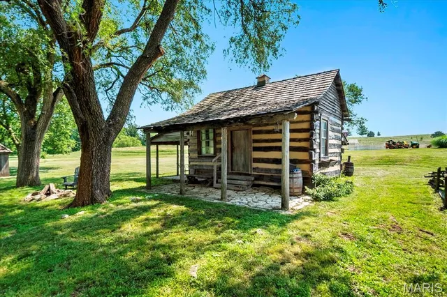 $1,999,000 | 15226 Boone Monument Road, Marthasville, MO 63357