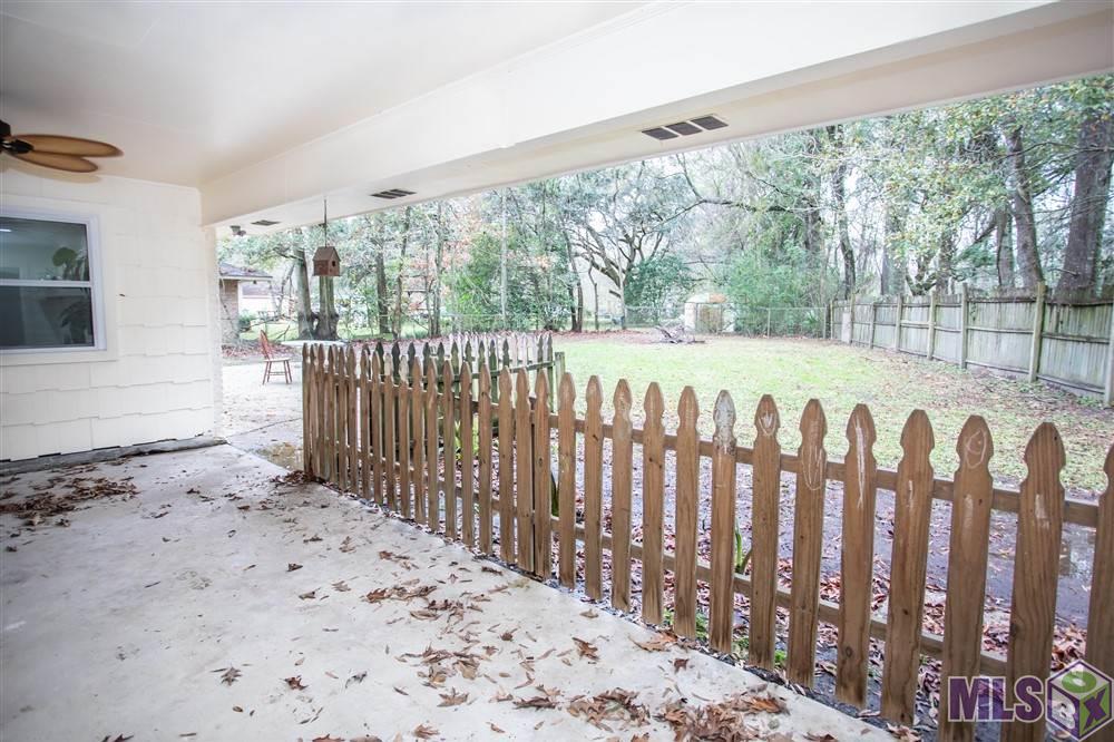 12637 Lovett Road Baton Rouge, LA 70818 - Photo 3 of 31