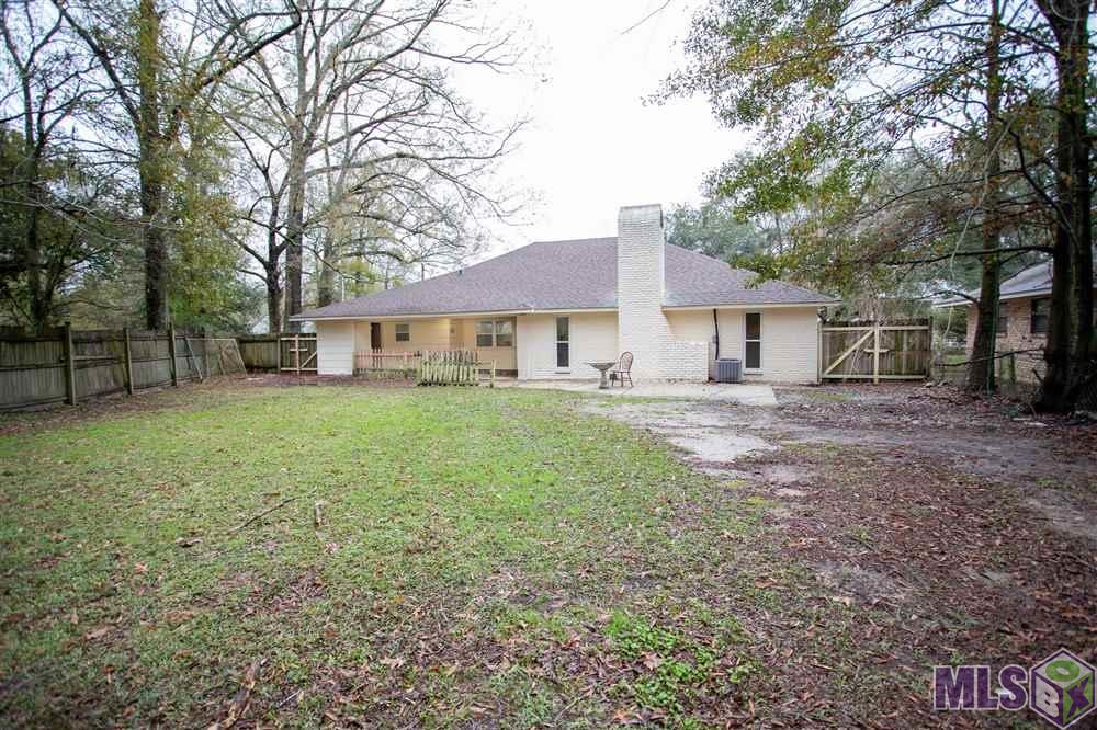 12637 Lovett Road Baton Rouge, LA 70818 - Photo 4 of 31
