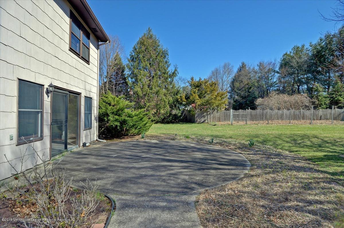 384 Line Road Holmdel, NJ 07733 - Photo 23 of 26 Patio