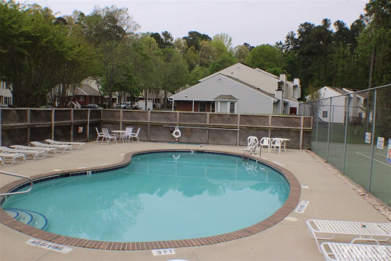 4644 Fawnbrook Circle Raleigh, NC 27612 - Photo 14 of 16 Gallery Image 14