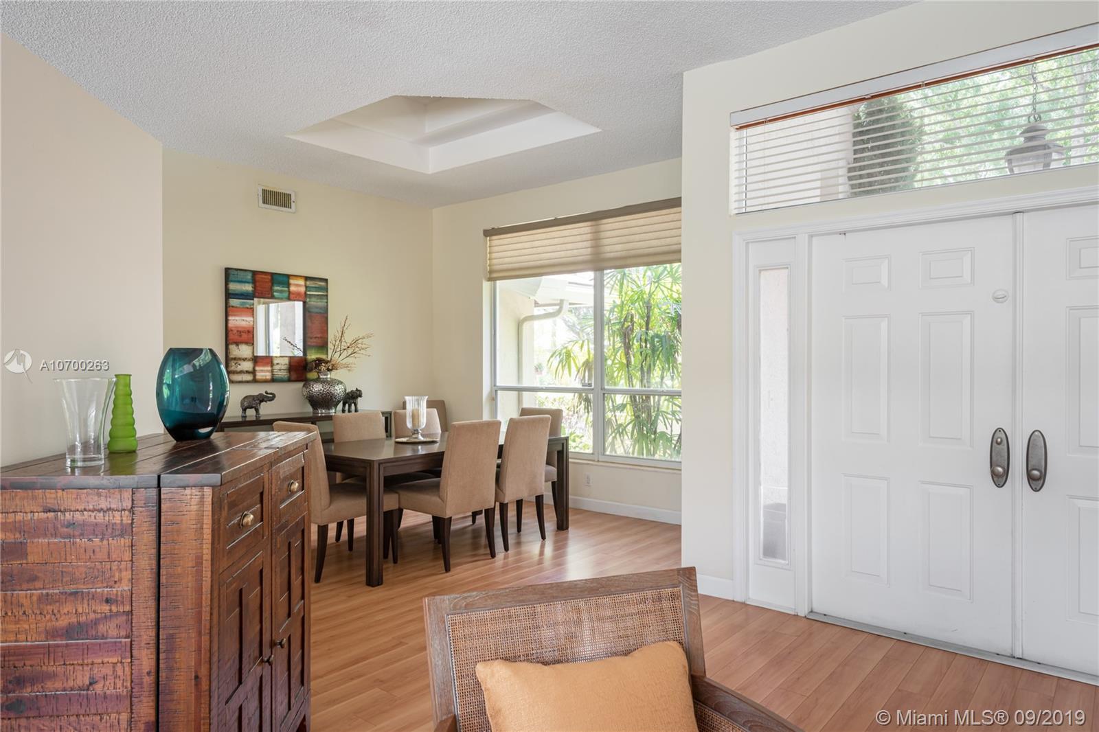 10719 Avenida Santa Ana Boca Raton, FL 33498 - Photo 3 of 20 Gallery Image 3