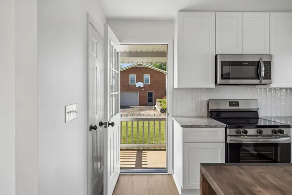 $374,990 | 6009 Hays Drive, Columbia, TN 38401