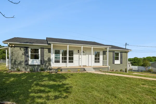 $374,990 | 6009 Hays Drive, Columbia, TN 38401