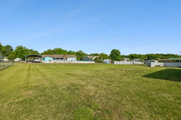 $374,990 | 6009 Hays Drive, Columbia, TN 38401