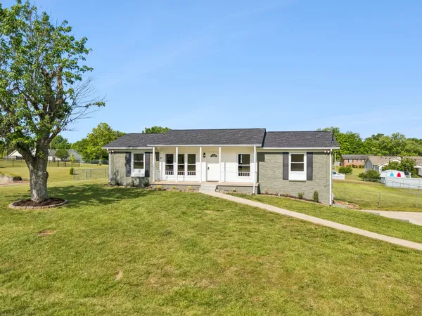 $374,990 | 6009 Hays Drive, Columbia, TN 38401