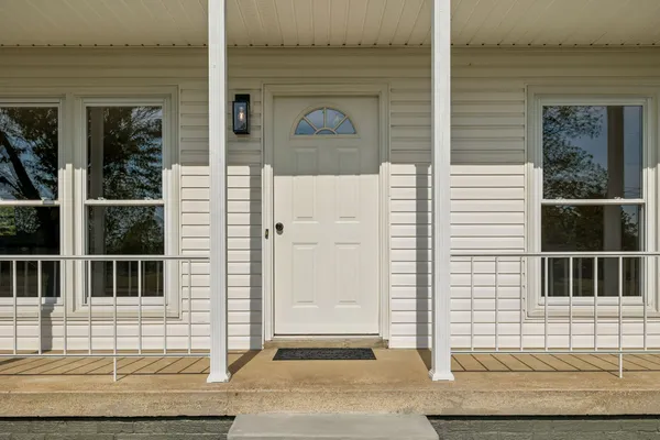 $374,990 | 6009 Hays Drive, Columbia, TN 38401