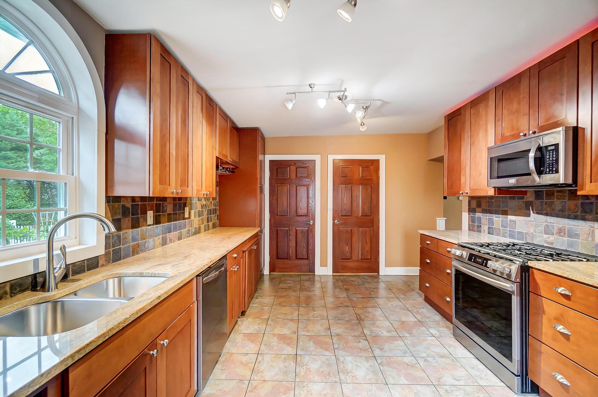 1759 Andover Road Columbus, OH 43212 - Photo 22 of 69 023_1759 Andover Rd