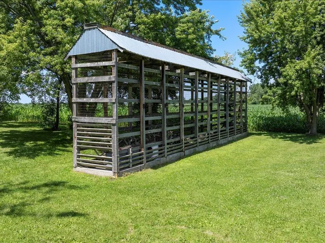 $975,000 | 18625 62nd Street, New Germany, MN 55367