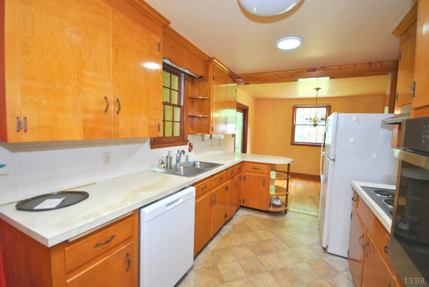 1821 Mobile Road Lynchburg, VA 24503 - Photo 9 of 47 Gallery Image 9