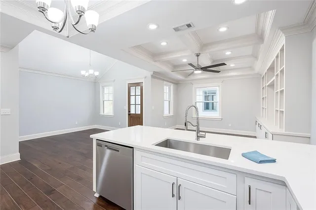 $2,500 | 3410 Lowerline Street, New Orleans, LA 70125