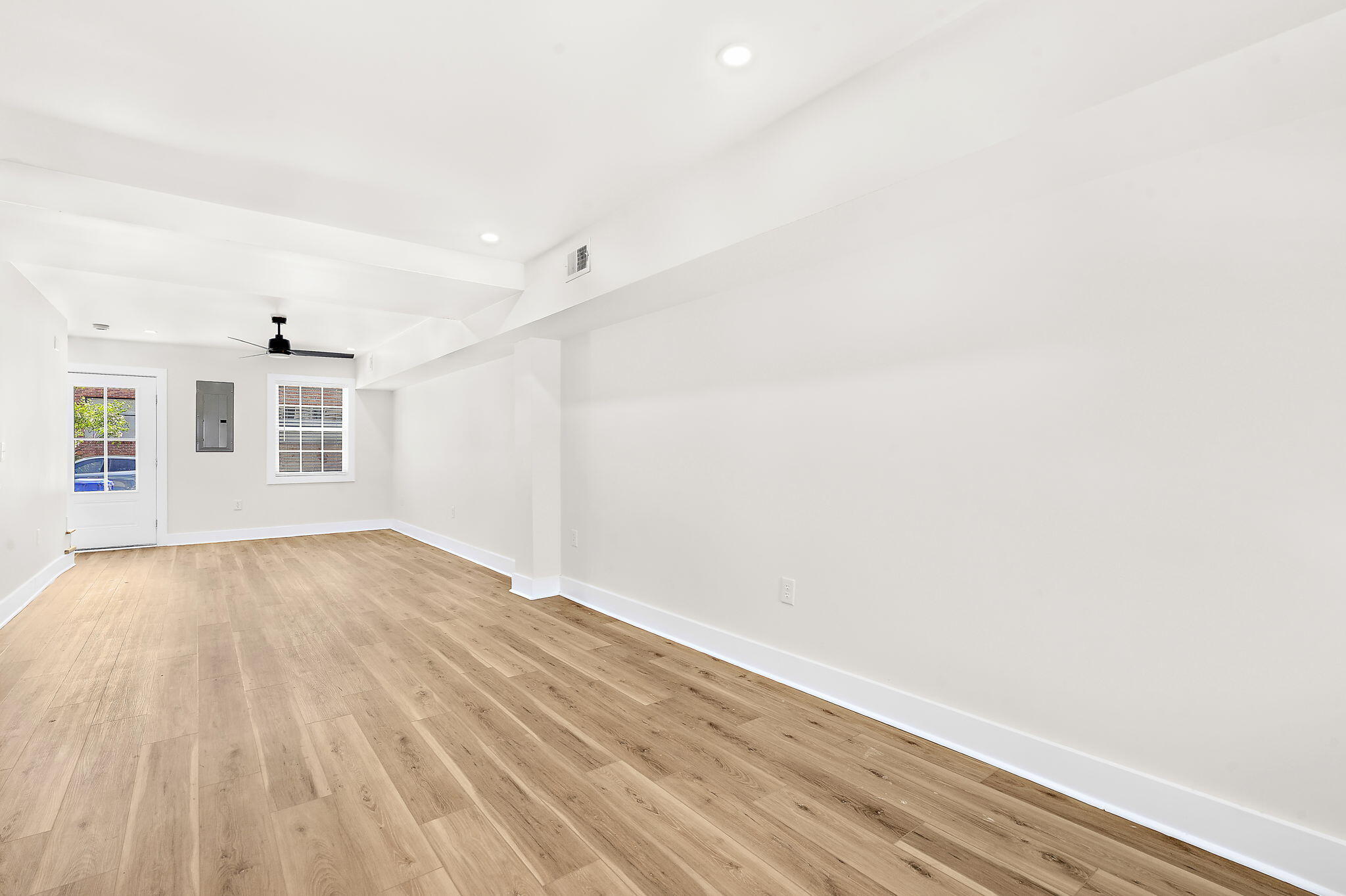 24 Blake Street, Unit B Charleston, SC 29403 - Photo 11 of 32 12-web-or-mls-DSC07555