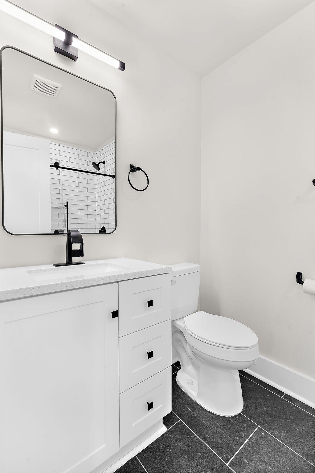 24 Blake Street, Unit B Charleston, SC 29403 - Photo 18 of 32 21-web-or-mls-DSC07600