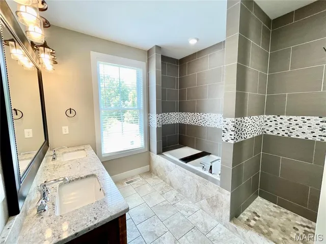 $3,250 | 2233 Wildwood Drive, Glen Carbon, IL 62034