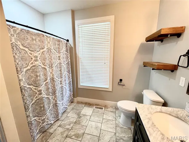 $3,250 | 2233 Wildwood Drive, Glen Carbon, IL 62034