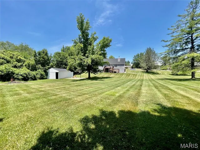 $3,250 | 2233 Wildwood Drive, Glen Carbon, IL 62034