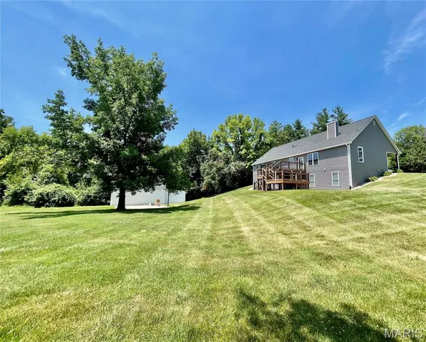 $3,250 | 2233 Wildwood Drive, Glen Carbon, IL 62034