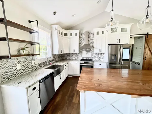 $3,250 | 2233 Wildwood Drive, Glen Carbon, IL 62034