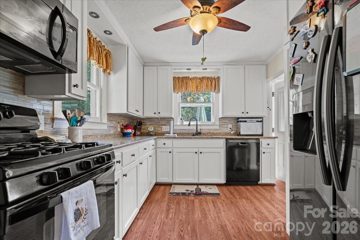 110 Huger Street Cheraw, SC 29520 - Photo 23 of 44