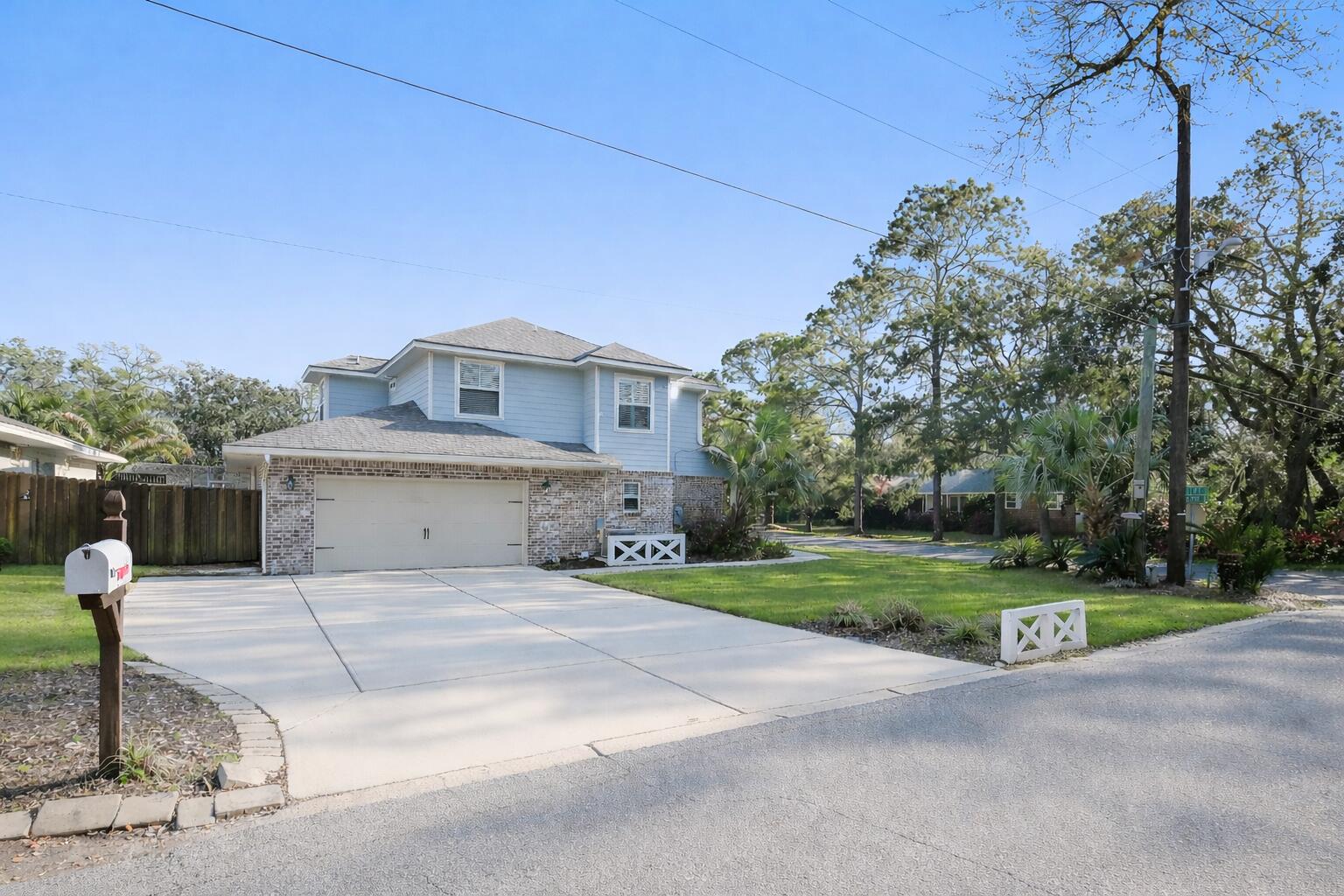340 Elliott Road Southeast Fort Walton Beach, FL 32548 - Photo 3 of 58 Front 2