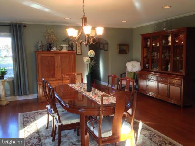 10805 River Road Denton, MD 21629 - Photo 12 of 29 Very Large with Wood Flooring