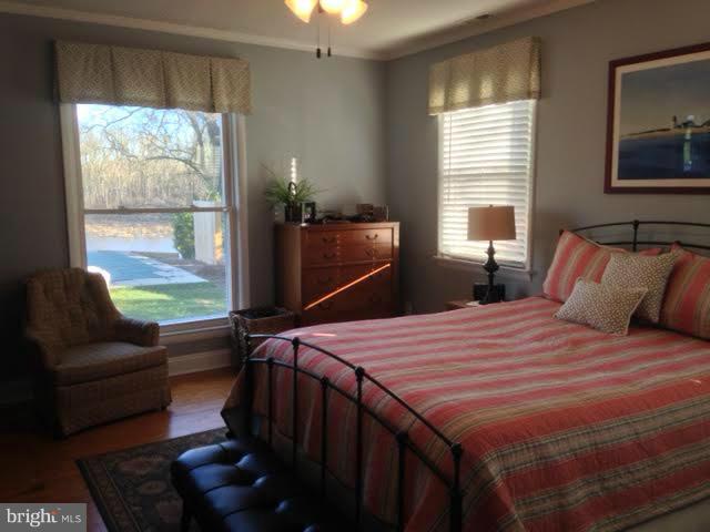10805 River Road Denton, MD 21629 - Photo 22 of 29 Bedroom (Master)