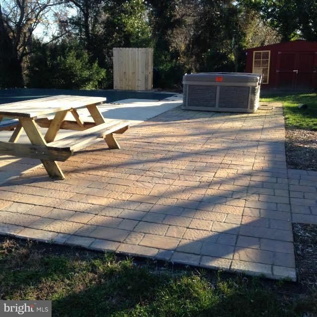 10805 River Road Denton, MD 21629 - Photo 24 of 29 Paver Patio