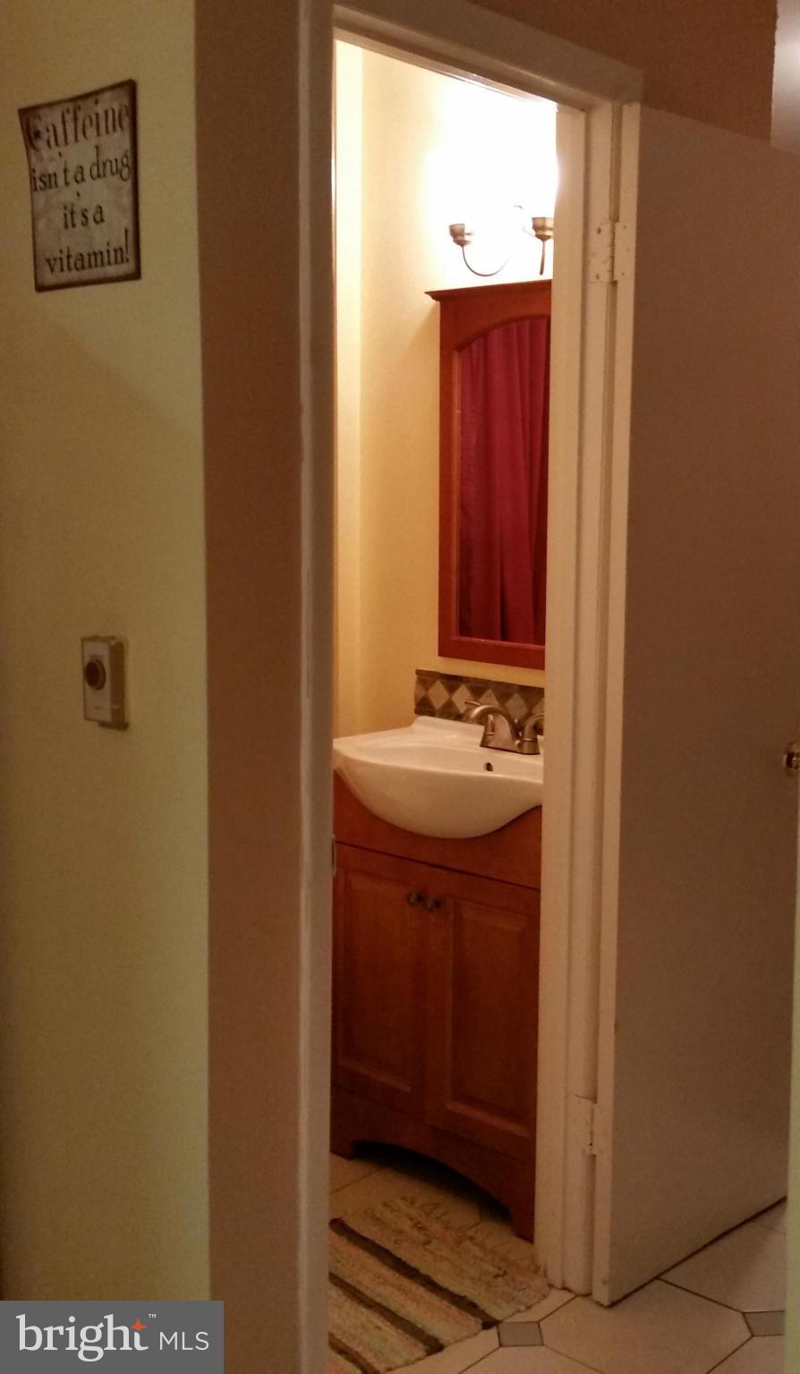 6045 Ford Road Frederick, MD 21702 - Photo 11 of 22 Bath