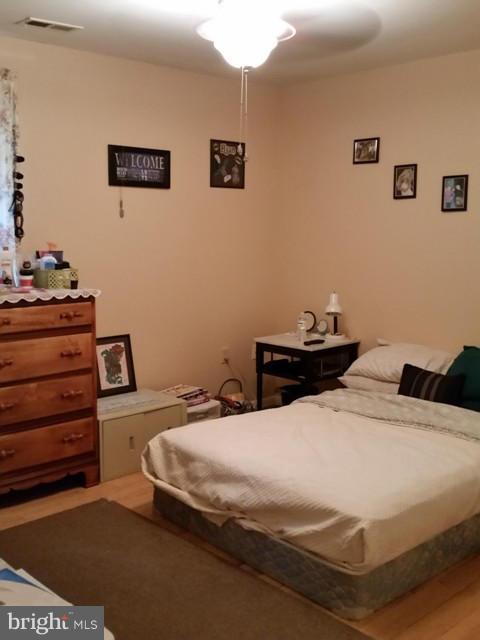 6045 Ford Road Frederick, MD 21702 - Photo 17 of 22 Bedroom
