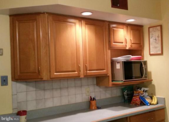 6045 Ford Road Frederick, MD 21702 - Photo 10 of 22 Kitchen